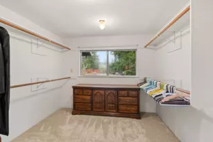262 Lathrop Ln, Grants Pass, OR 97526 - Photo 18