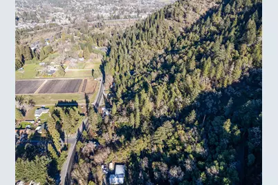 8401 Rogue River Highway, Rogue River, OR 97537 - Photo 8