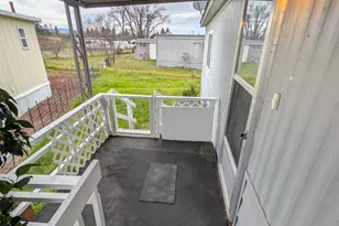 113 Briarwood Way, Grants Pass, OR 97526 - Photo 6