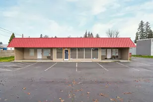 1480 Rogue River Hwy, Grants Pass, OR 97527 - Photo 1