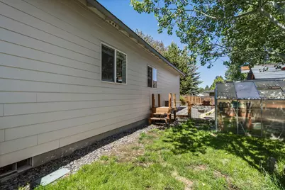 301 SE Springer Court, Bend, OR 97702 - Photo 34
