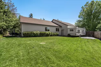 301 SE Springer Court, Bend, OR 97702 - Photo 30