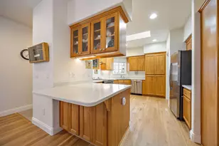 2096 Creek Dr, Ashland, OR 97520 - Photo 18