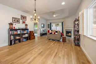 2096 Creek Dr, Ashland, OR 97520 - Photo 12