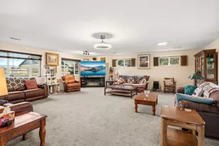 1654 Thomas Rd, Medford, OR 97501 - Photo 8