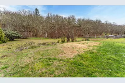 1910 Carton Way, Grants Pass, OR 97526 - Photo 34