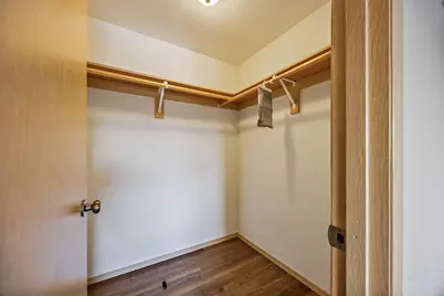 6937 Lakeview Drive, Central Point, OR 97502 - Photo 20