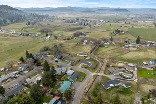 3371 Freeland Rd, Central Point, OR 97502 - Photo 38