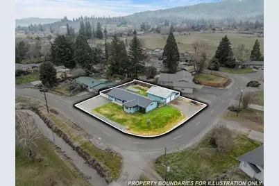 3371 Freeland Road, Central Point, OR 97502 - Photo 1