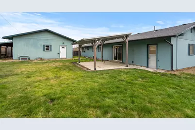 3371 Freeland Road, Central Point, OR 97502 - Photo 24