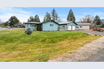 3371 Freeland Road, Central Point, OR 97502 - Photo 36