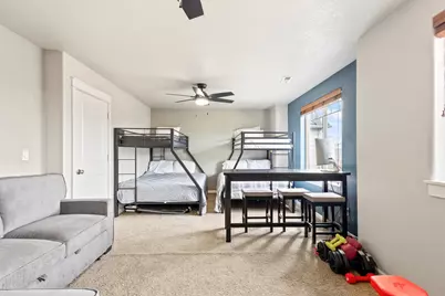 388 NW 29th Street, Redmond, OR 97756 - Photo 26