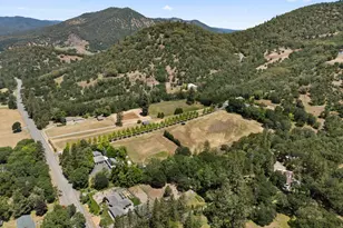 925 Galls Creek Rd, Gold Hill, OR 97525 - Photo 84