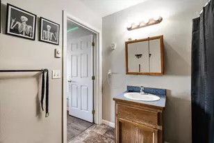 1000 NW 1020 1030 10th St, Prineville, OR 97754 - Photo 10