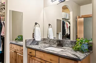 20302 SE Knightsbridge Pl, Bend, OR 97702 - Photo 8