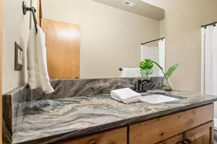 20302 SE Knightsbridge Pl, Bend, OR 97702 - Photo 10