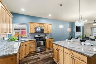 20302 SE Knightsbridge Pl, Bend, OR 97702 - Photo 4