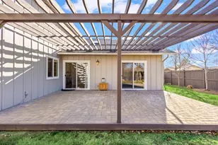 20606 Songbird Ln, Bend, OR 97702 - Photo 36