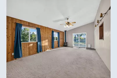 2430 Berkeley Street, Klamath Falls, OR 97601 - Photo 8