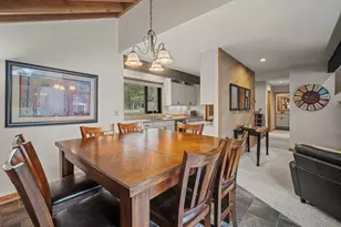57231 Island Rd, Sunriver, OR 97707 - Photo 10