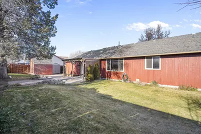 848 NW Negus Lane, Redmond, OR 97756 - Photo 24