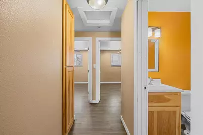 381 Benson Street, Medford, OR 97501 - Photo 14