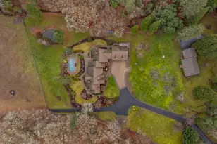 3396 Foots Creek Rd, Gold Hill, OR 97525 - Photo 4