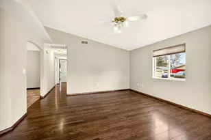 1035 N Keene Way Dr, Medford, OR 97504 - Photo 12