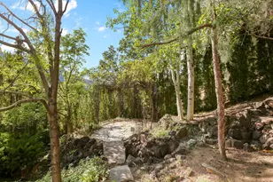 520 Glenview Dr, Ashland, OR 97520 - Photo 8