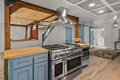 5900 McLoughlin Drive, Central Point, OR 97502 - Photo 24