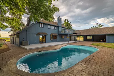 5900 McLoughlin Drive, Central Point, OR 97502 - Photo 46