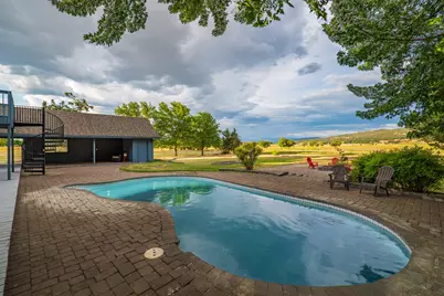 5900 McLoughlin Drive, Central Point, OR 97502 - Photo 48