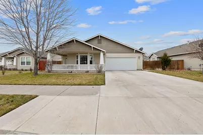 736 NE Sandstone Court, Prineville, OR 97754 - Photo 1