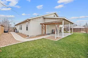 736 NE Sandstone Ct, Prineville, OR 97754 - Photo 30