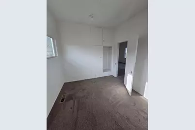 718 N 10th Street, Klamath Falls, OR 97601 - Photo 6