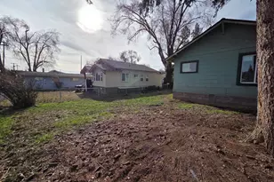 718 N 10th St, Klamath Falls, OR 97601 - Photo 22