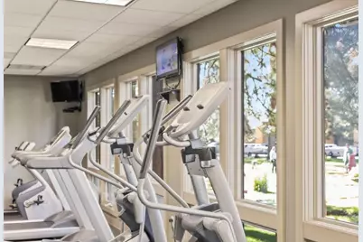 18575 SW Century Drive SW # 812, Bend, OR 97702 - Photo 14