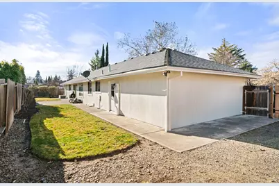 2906 Aldersgate Road, Medford, OR 97504 - Photo 26