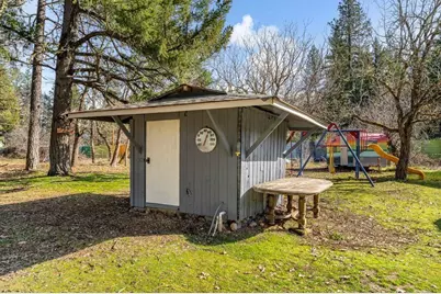 2574 Rockydale Road, Cave Junction, OR 97523 - Photo 24