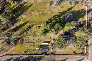 2574 Rockydale Rd, Cave Junction, OR 97523 - Photo 40