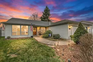 1258 Joshua Ct, Central Point, OR 97502 - Photo 4