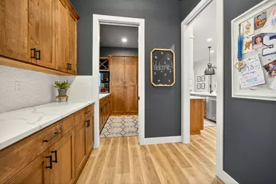 5623 Autumn Park Drive, Medford, OR 97504 - Photo 36