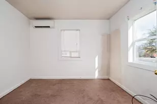 920 W 2nd St, Medford, OR 97501 - Photo 14