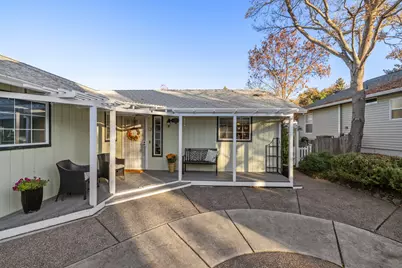 674 Berry Lane, Ashland, OR 97520 - Photo 2