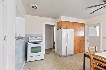 806 SE Grandview Avenue, Grants Pass, OR 97527 - Photo 10