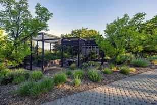 786 Pompadour Dr, Ashland, OR 97520 - Photo 34