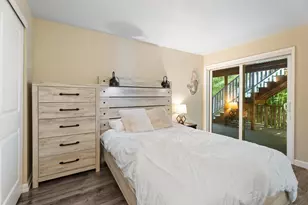 8957 SW Terwilliger Blvd, Portland, OR 97219 - Photo 16