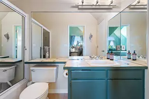 8957 SW Terwilliger Blvd, Portland, OR 97219 - Photo 24