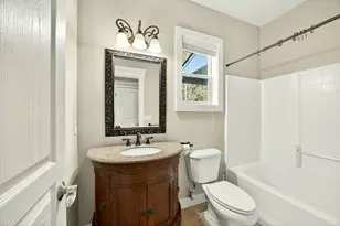 4553 Wolf Run Dr, Medford, OR 97504 - Photo 26