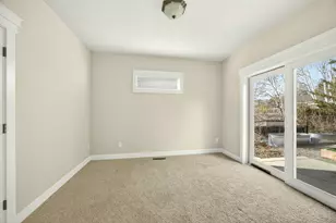 4553 Wolf Run Dr, Medford, OR 97504 - Photo 24